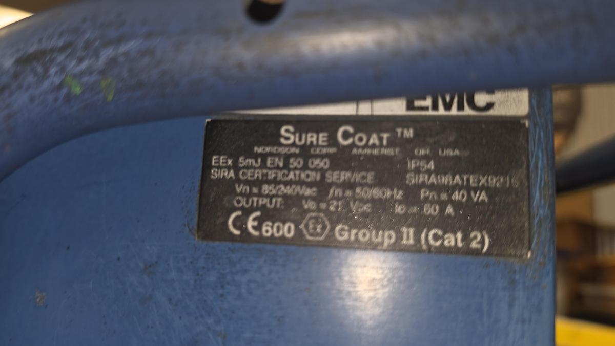 Used NORDSON SURECOAT POWDER SYSTEM ON CART W/ 80# HOPPER