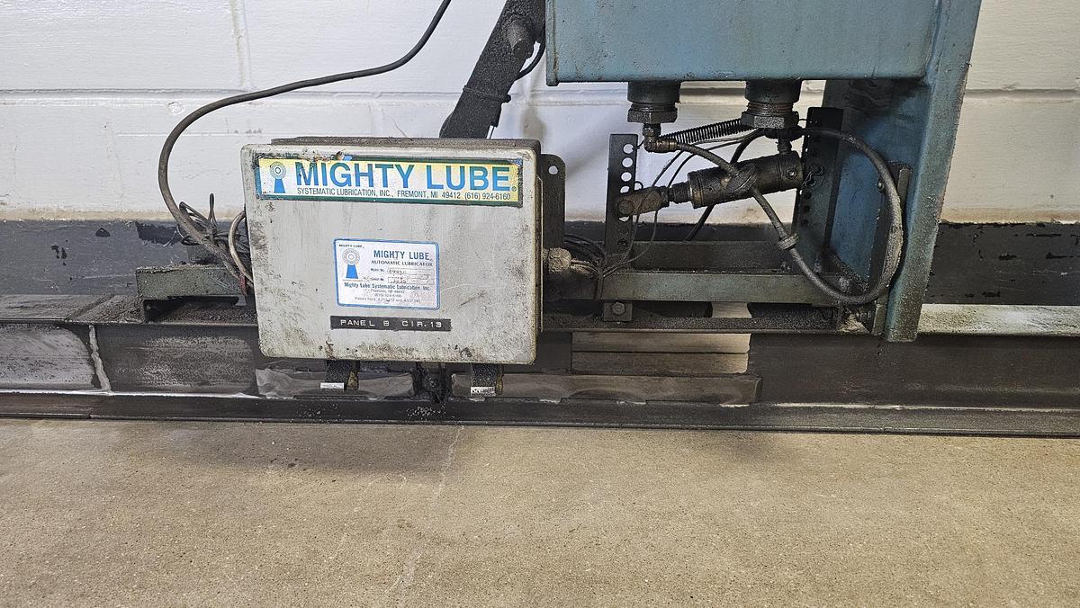 Used Mighty Lube Lubricator - X458