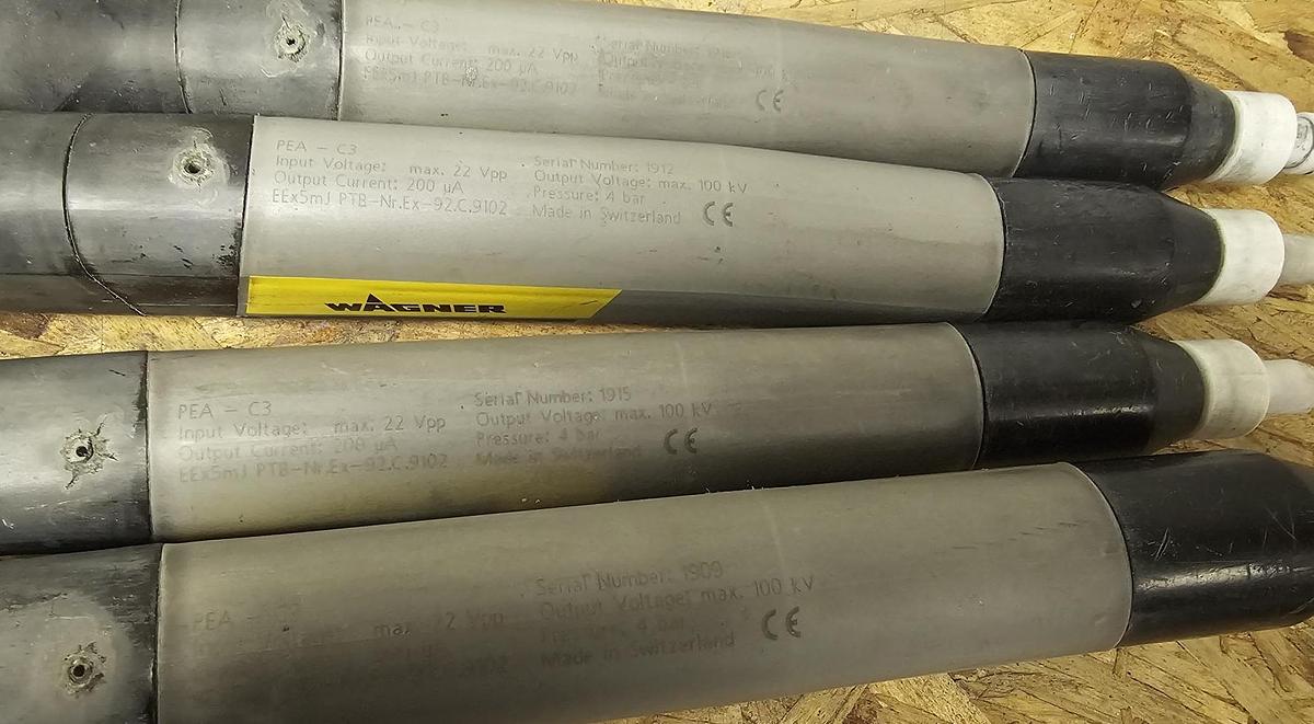 Used WAGNER Automatic Powder Guns with smooth bar mounts, PEA C3 XL-1.1m