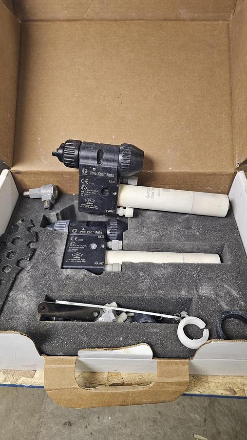 Used 2) Graco Pro Xpc Automatic Electrostatic System w/ Touchscreen Main Controller