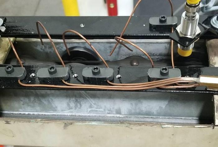 CONVEYOR BRUSHES, AUTOMATIC LUBRICATION SYSTEMS & LUBRICANT