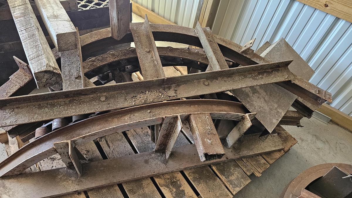 Used 2) X348 90 degree Roller Turns