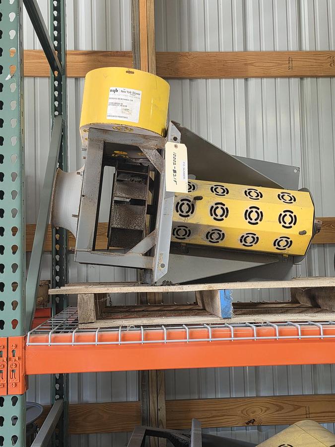 Used NYB Plug Fan - 12PLR - 1700 CFM