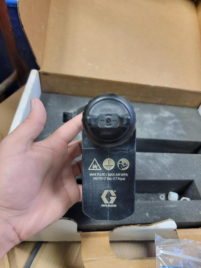 Used 2) Graco Pro Xpc Automatic Electrostatic System w/ Touchscreen Main Controller