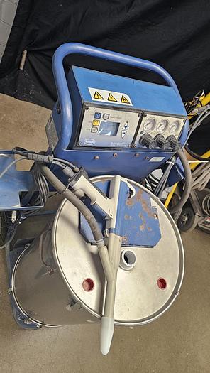 Used NORDSON SURECOAT POWDER SYSTEM ON CART W/ 80# HOPPER