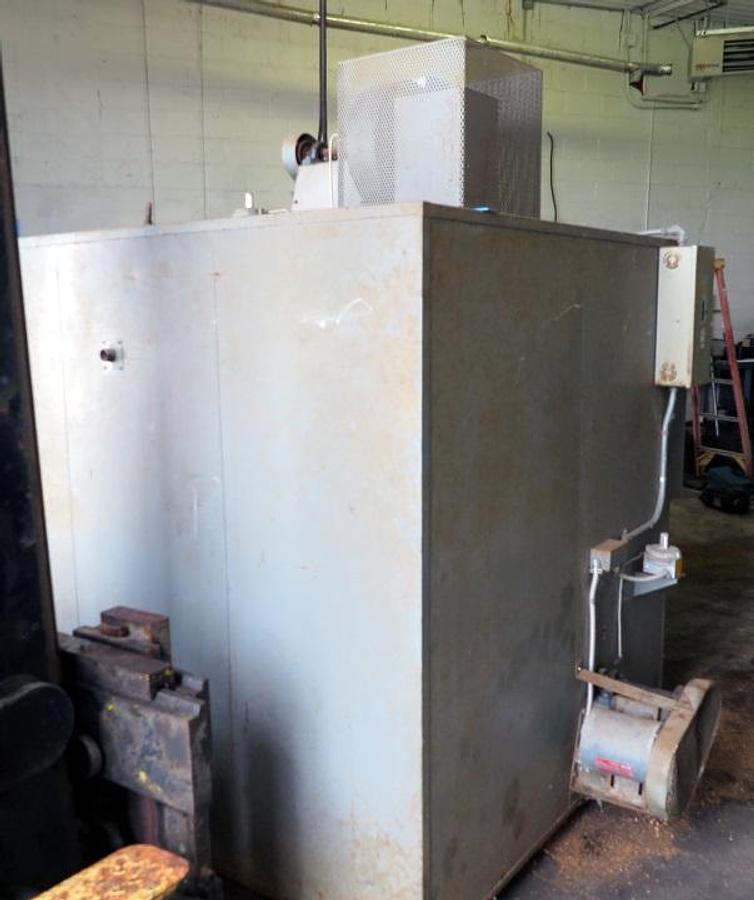 Used 4x4x4 Batch Oven - 650 degrees - Electric - Steelman
