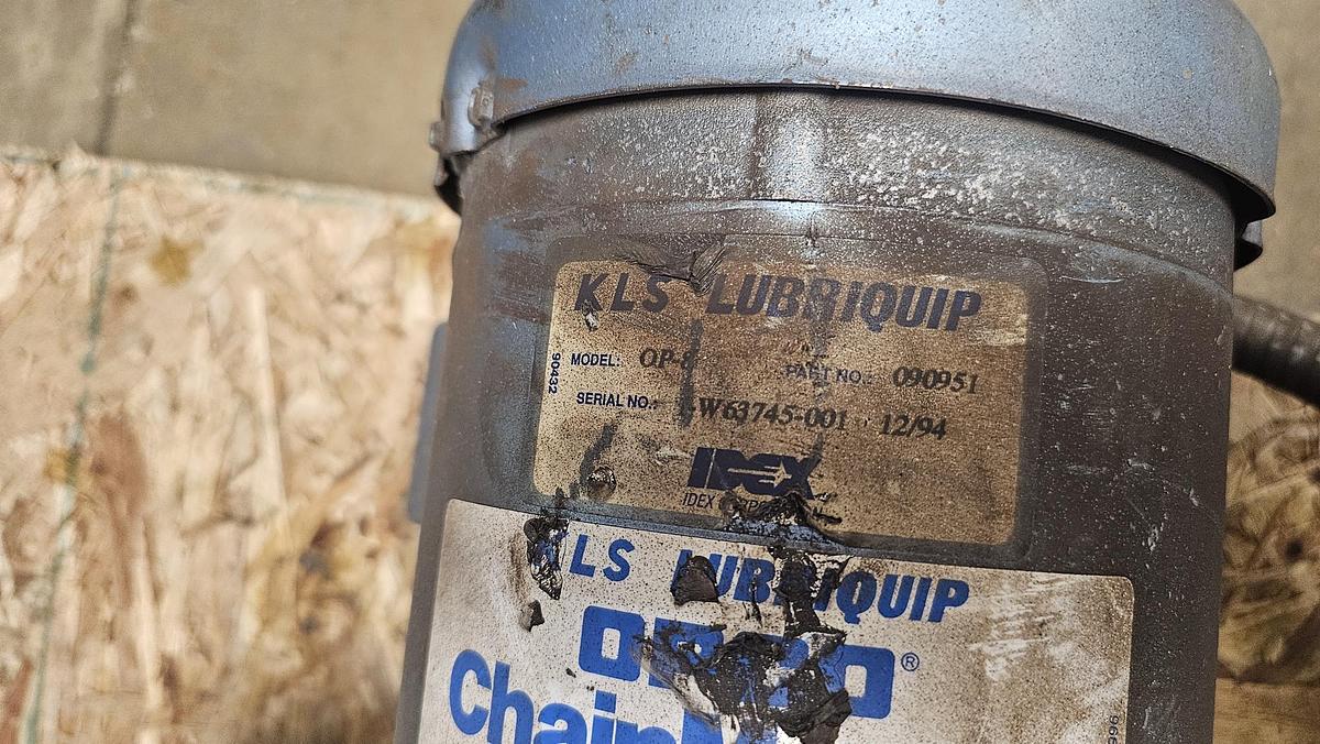 Used Powered Cleaning Brush - X458 Conveyor Chain