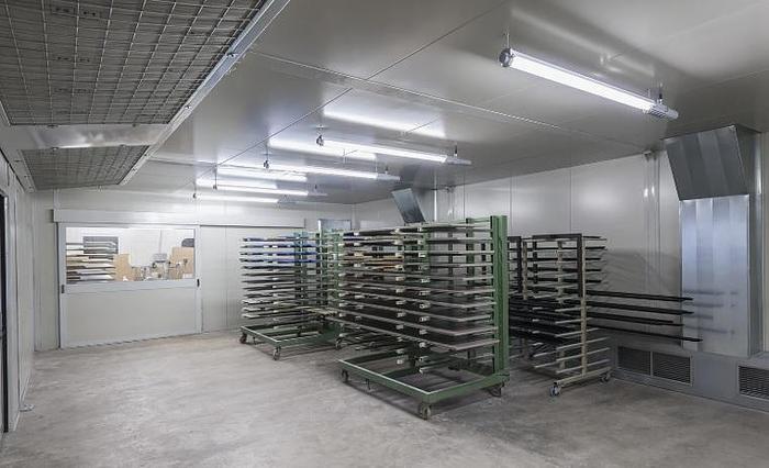 Pressurized Spray Booths - CEFLA 