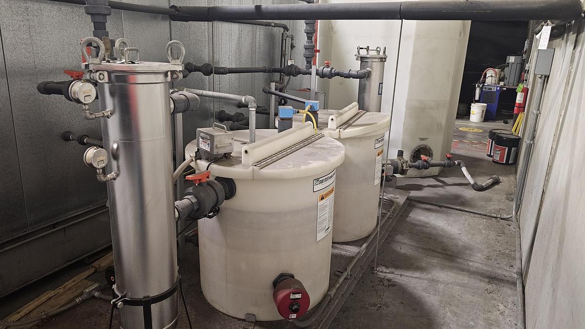 Used 2) Batch Wash Stations