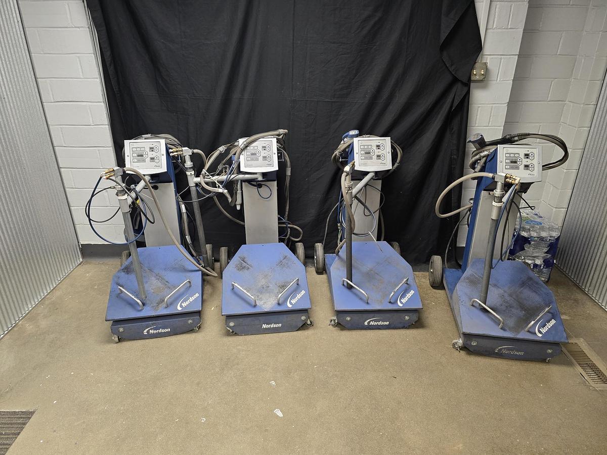 Used Nordson Encore Box Feeder