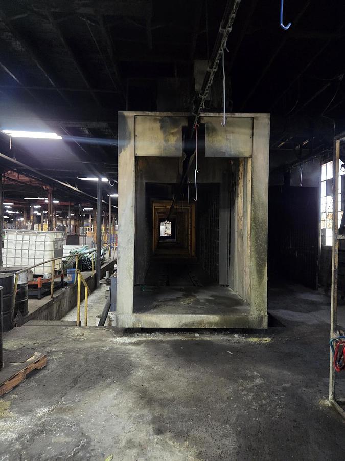 Used Powder System with 6'w X 8'h part window