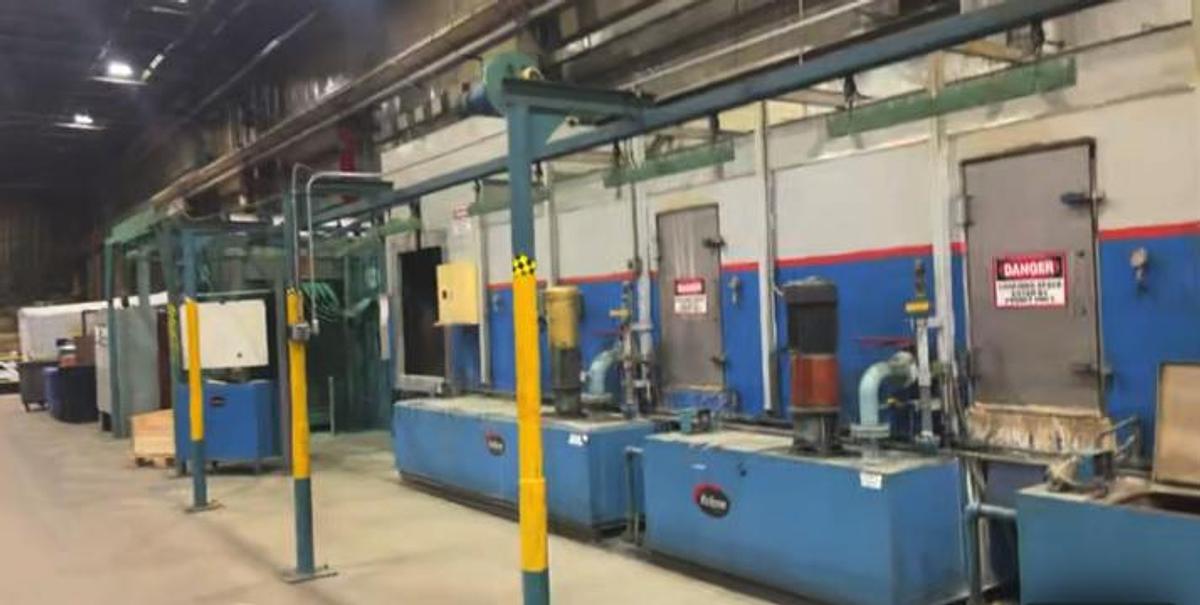 Used 36"w X 48"h Powder System w/ 3 Stage Stainless Washer
