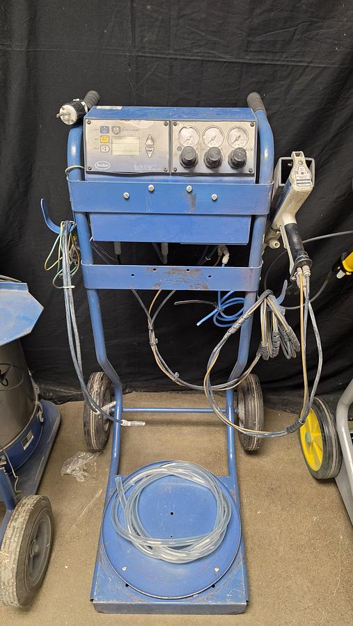 Used NORDSON SURECOAT POWDER SYSTEM ON CART W/O HOPPER