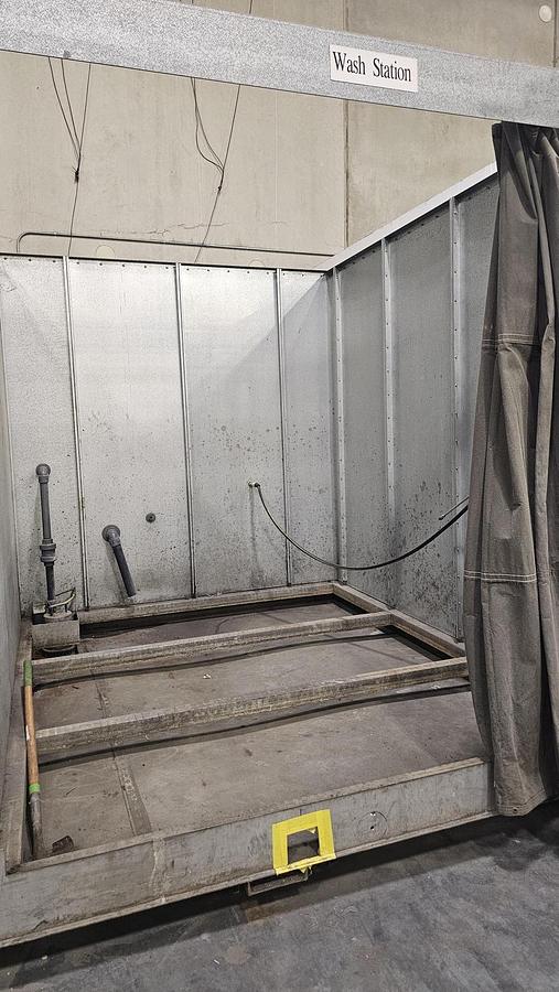 Used 2) Batch Wash Stations
