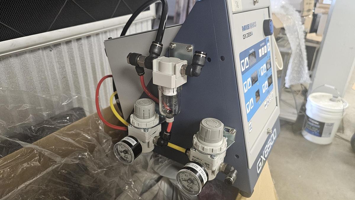 Parker Ionics manual powder unit w/ 60l hopper