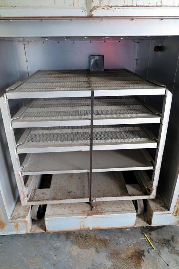 Used 4x4x4 Batch Oven - 650 degrees - Electric - Steelman