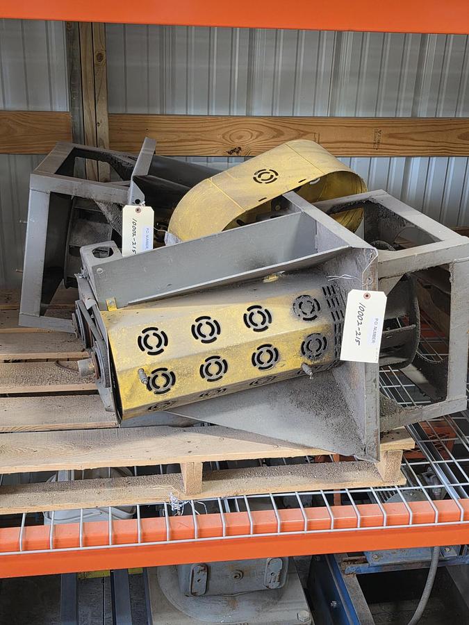 Used NYB Plug Fan - 12PLR - 1700 CFM