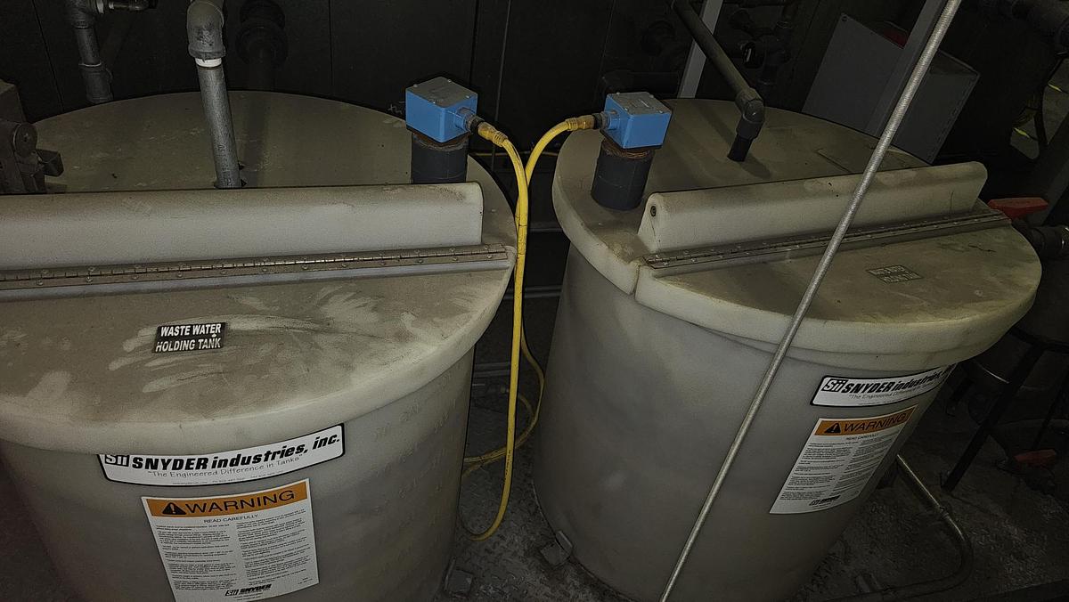 Used 2) Batch Wash Stations