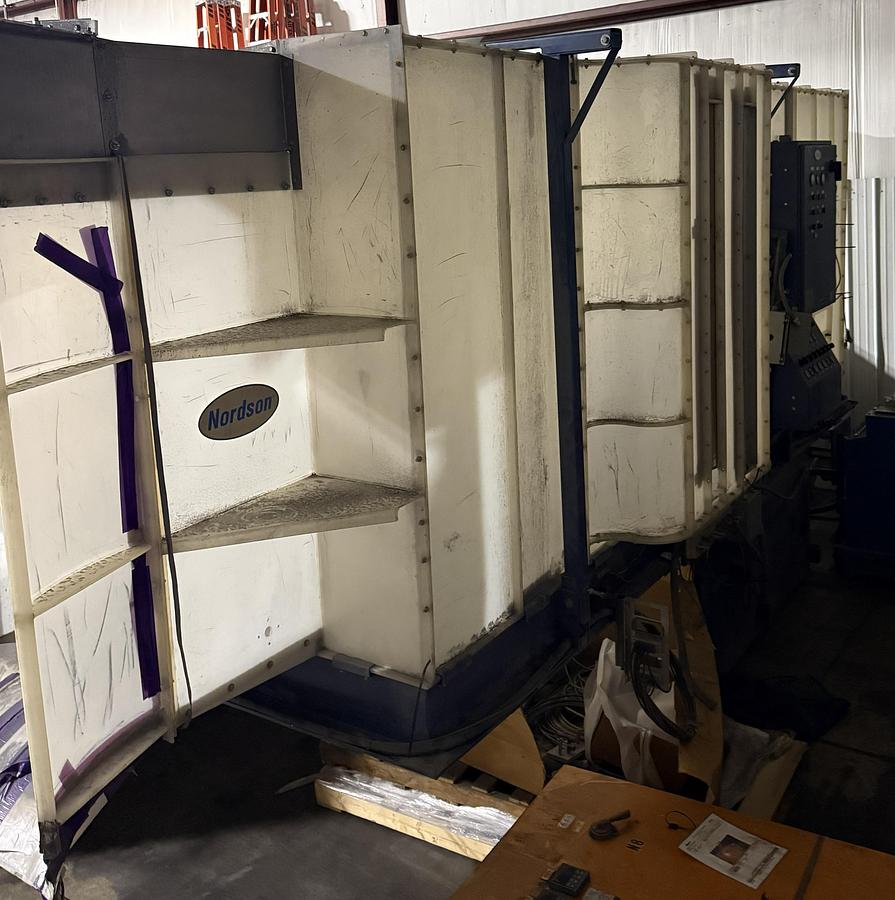 Used Nordson Horizon 400 Booth - 36"w X 66"h part opening