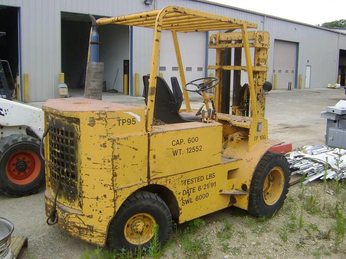 Used 1989 Allis Chalmers 6000lbs. Fork T- Stock #: 1219