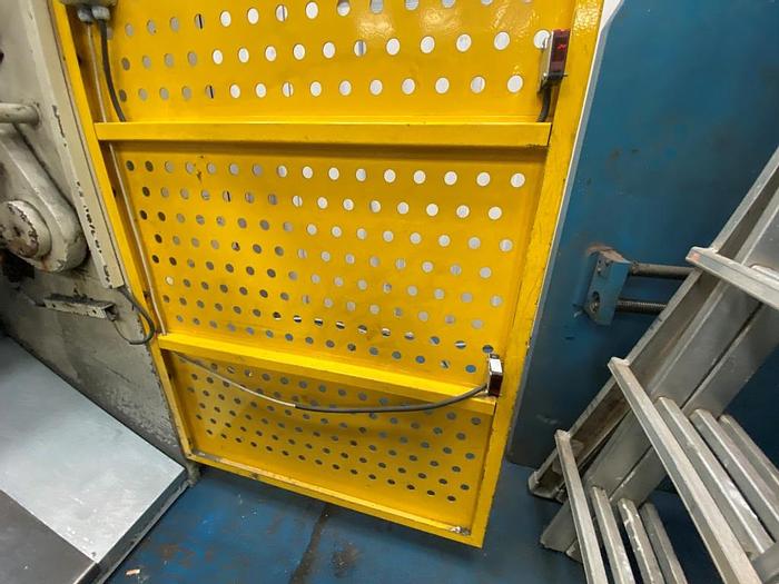 Used 2004 Ermaksan HGS3100 x 6mm Guillotine Shears