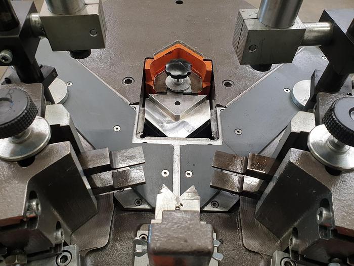 Gebraucht Eckverbindungspresse Elumatec EP 124