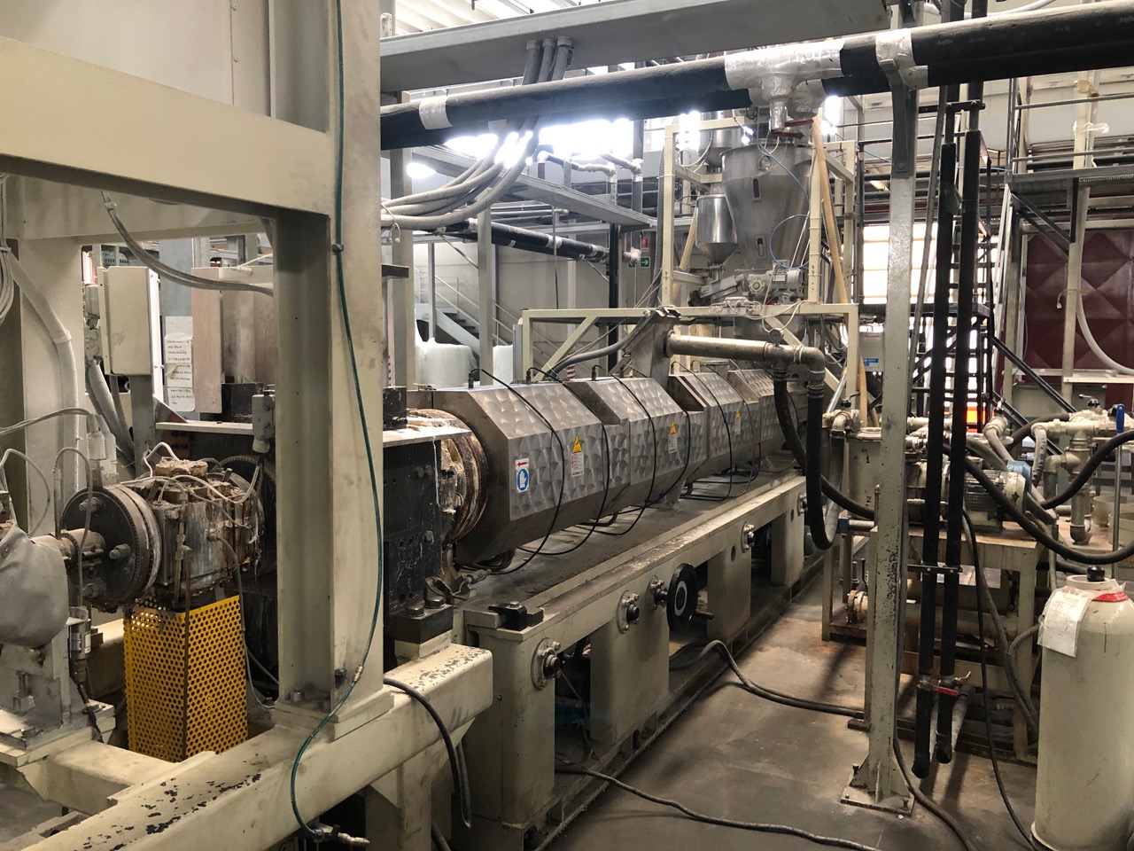 Usado 2001 Bandera PET Extrusion Line