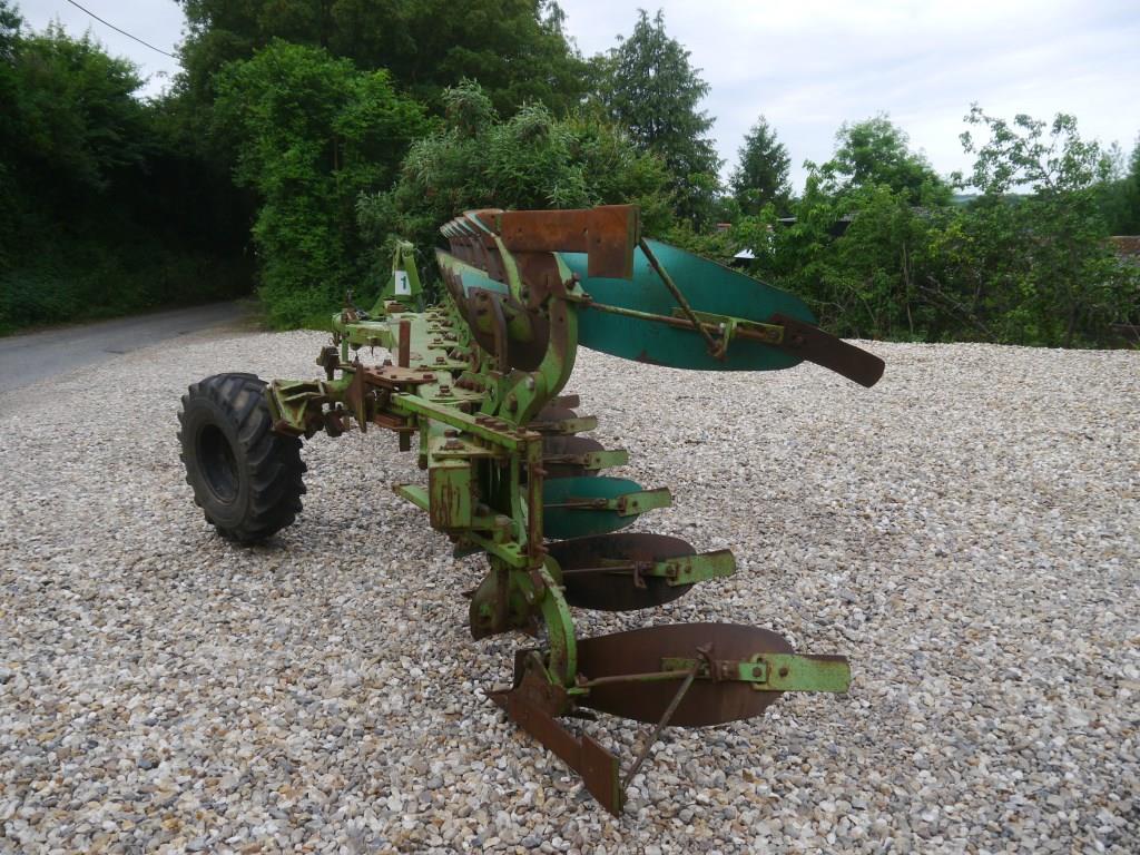 Used Dowdeswell 140MA 6+1 Furrow Plough