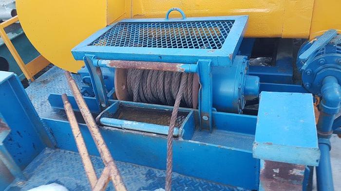 Used 1975 IDECO 4 Axle Carrier Style Oilfield Pump / Kill Truck