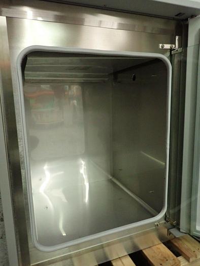 Used VWR Sheldon Manufacturing Model 2300 Water-Jacketed Heated CO2 Incubator