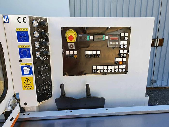 Used 2001 SCM Italy Automatic Throughfeed moulder SCM TOPSET XL, 7 heads