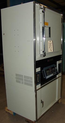 Used 16.5''W x 19.7"H x 18"L Blue M 206 Inert Gas Clean Room Cabinet Oven, 500°F, 208V Single Phase