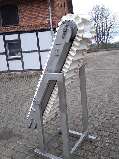 Used Przenośnik (transporter) progowy z falbanką boczną