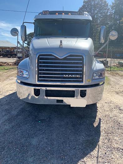 Used 2013 MACK CXU613