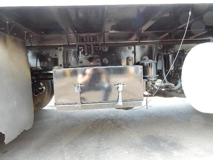 Used 2006 Mack LE613- Stock #: 4977