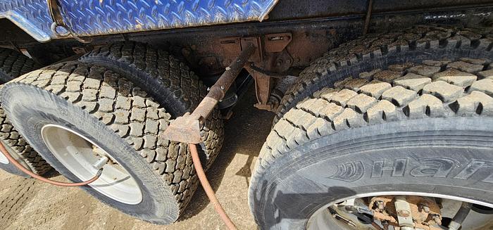 Used STRAIGHT VAC 8X6