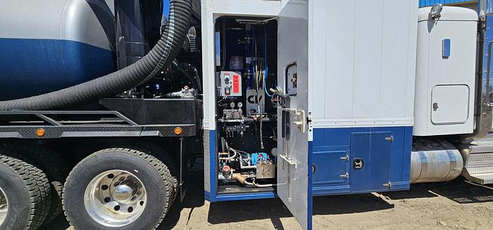 Used BRAND NEW PETERBILT HYDROVAC 8X6