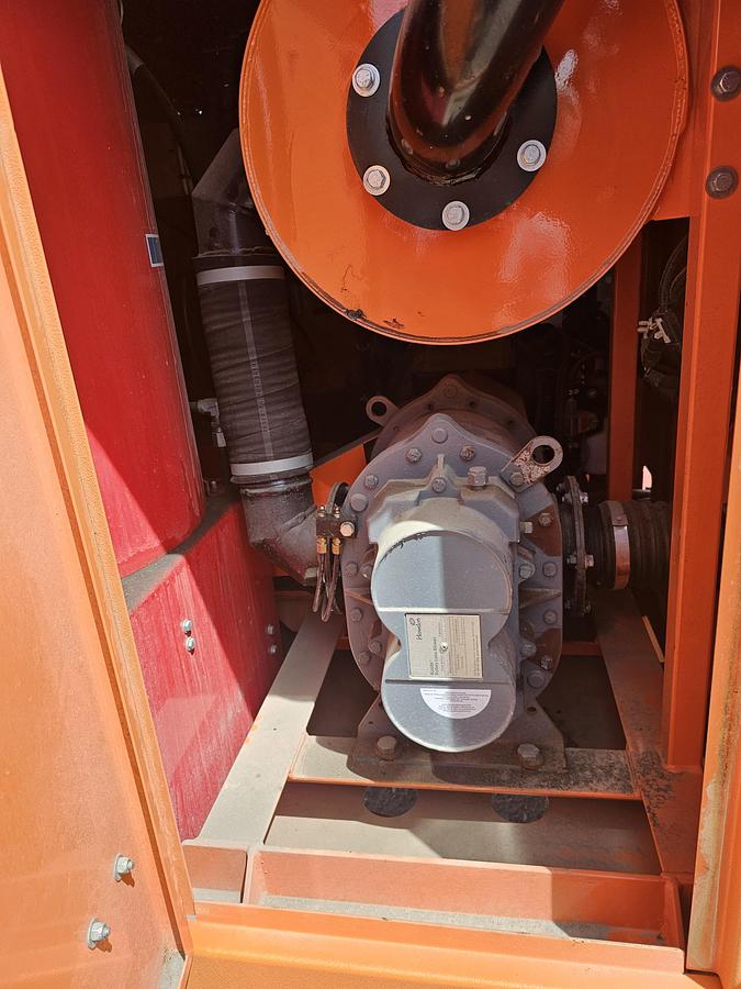 Used LIKE NEW 2022 HYDRO SPADE