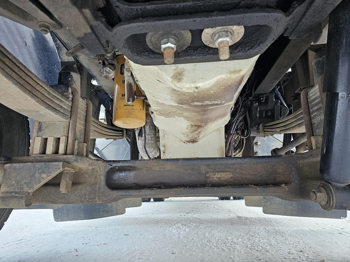 Used 1 owner 1986 PETE 359 6X4