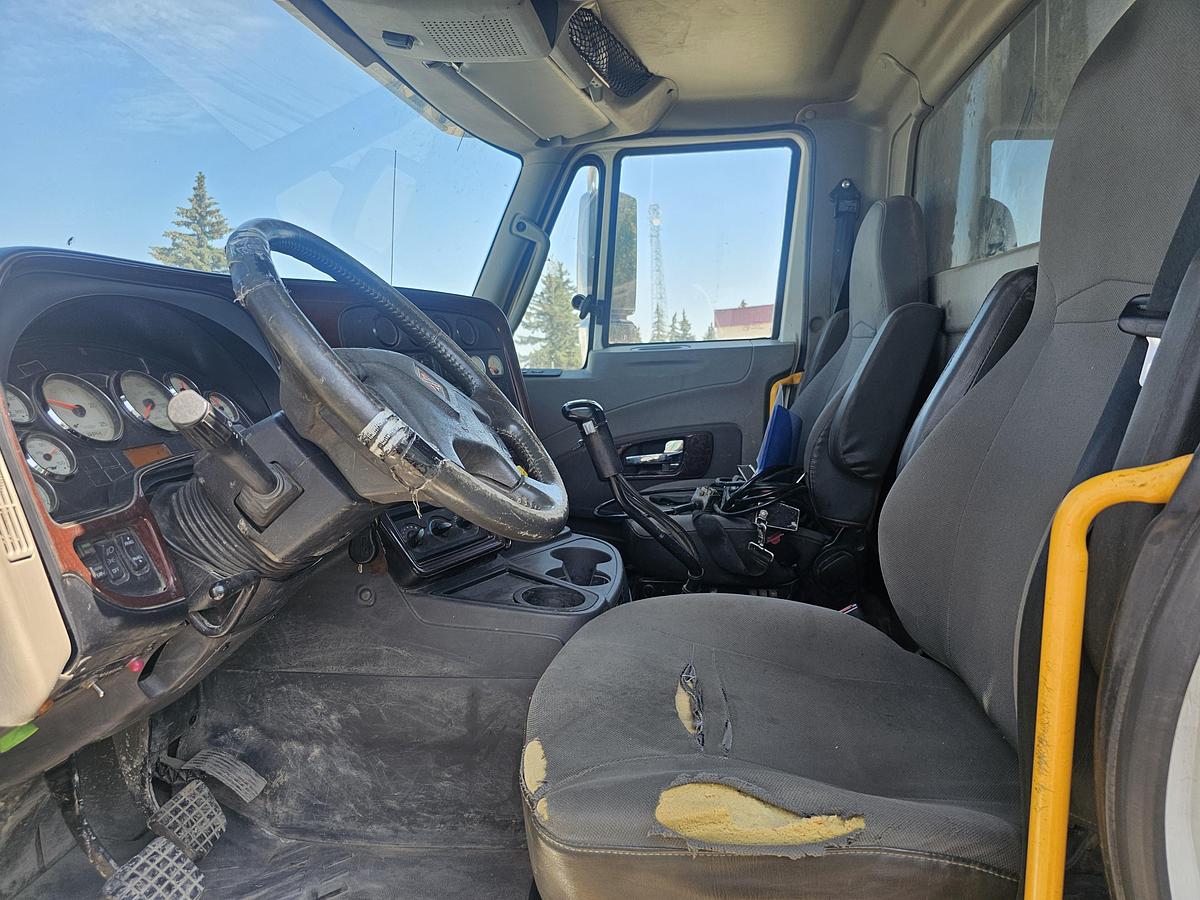 Used 2015 6x4 deck and picker 1 owner