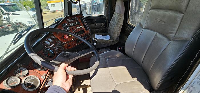 Used CAT STRAIGHT VAC