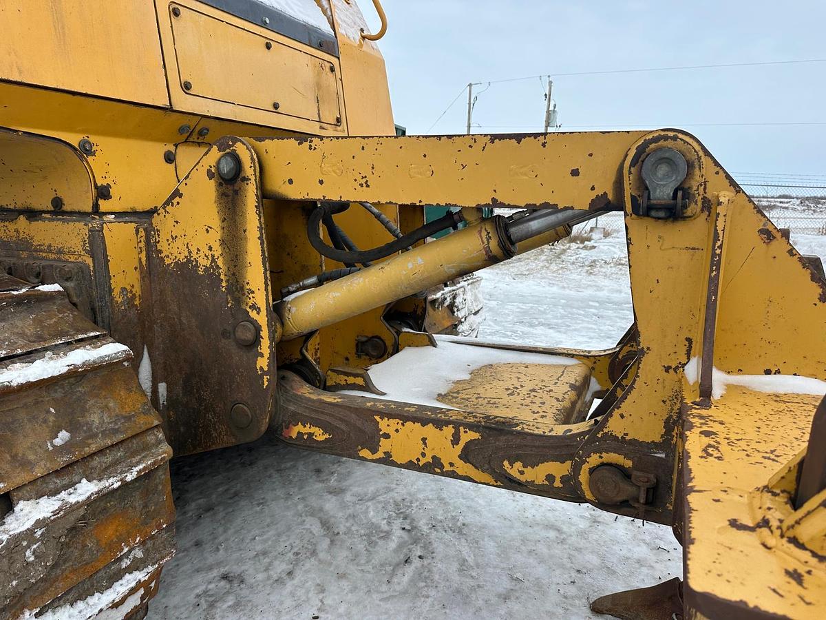 Used CONTRUCTION EQUIPMENT PACKAGE " WILL SEPARATE " EXCAVATORS , DOZERS , ROCK TRUCKS