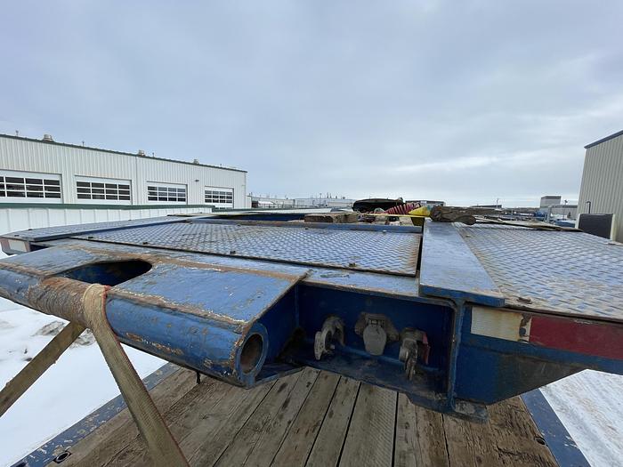 Used ASPEN 60 TON 16 WHEELER FOLDING NECK