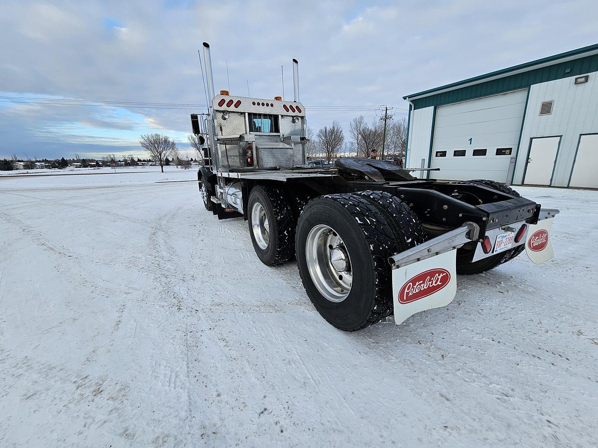 Used 1 owner 1986 PETE 359 6X4
