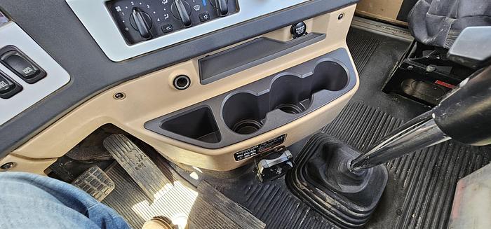 Used STRAIGHT VAC 8X6