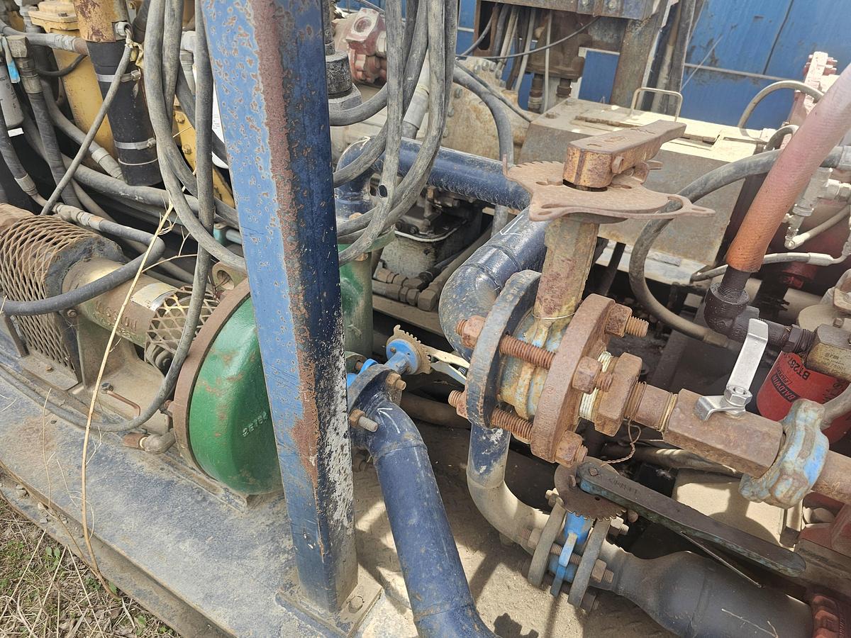 Used FLUID PUMP SPM TRIPLEX PUMP TWS250