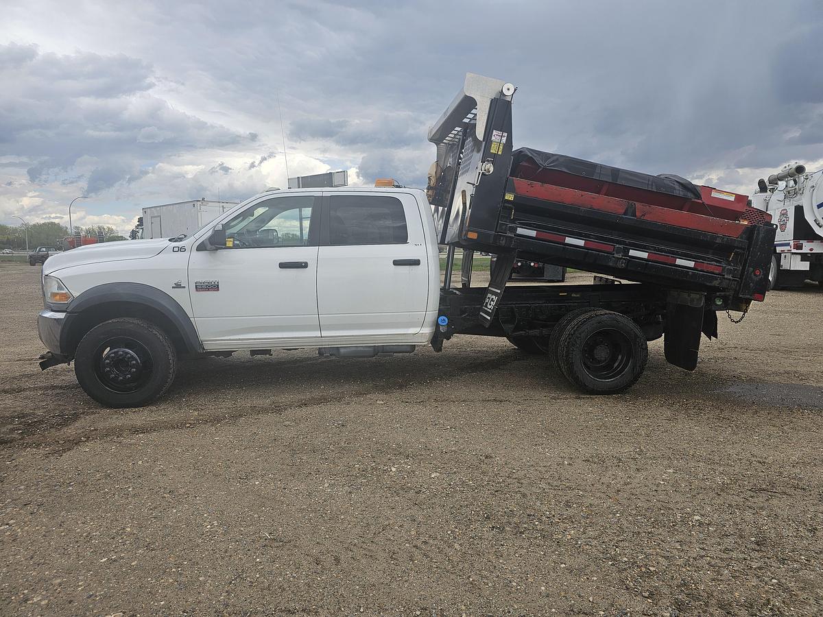 Used RAM  5500 dump truck