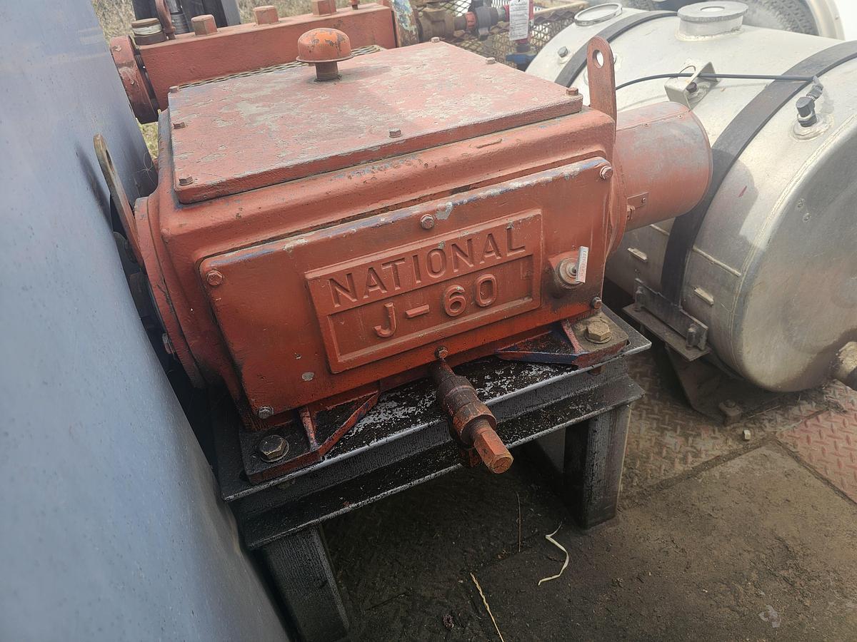 Used FLUID PUMP J16 TRIPLEX HELI PORTABLE