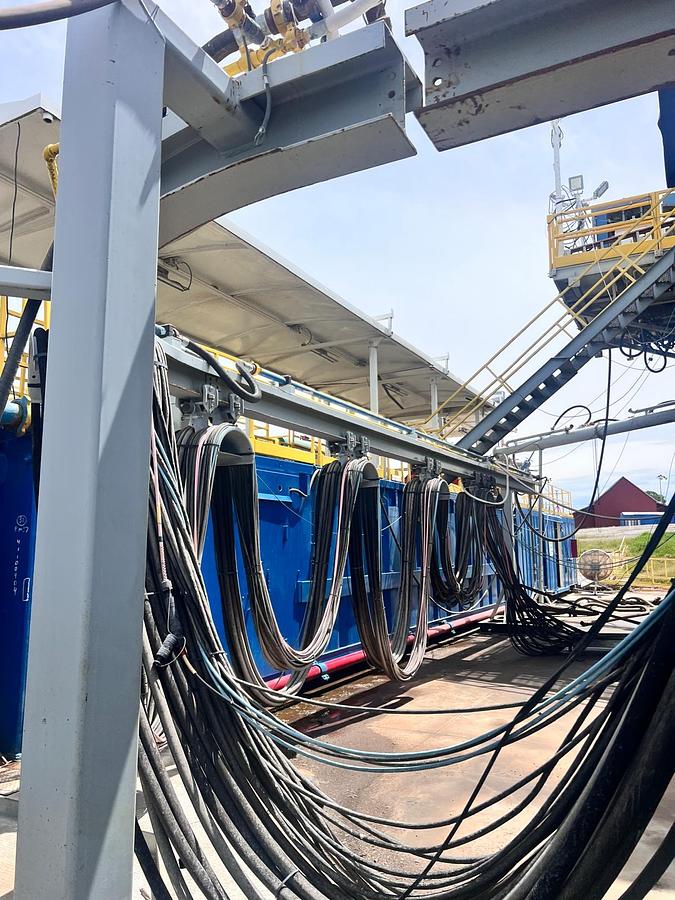 Used TELE TRIPLE CYBER WALKING DRILLING RIG