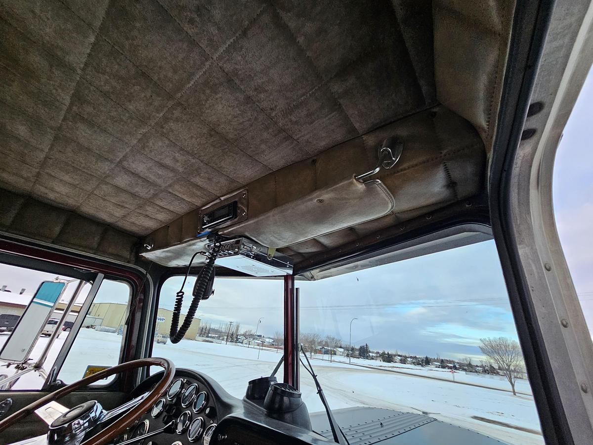 Used 1 owner 1986 PETE 359 6X4